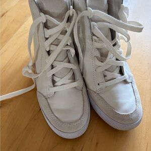 Sorel White/Cream High-Top Sneakers